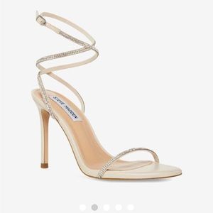 Steve Madden Aubrey Heels sz7.5